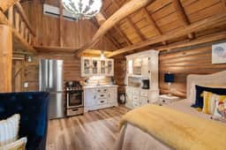 Spring Hill Farm - The Velvet Rooster - Image 3